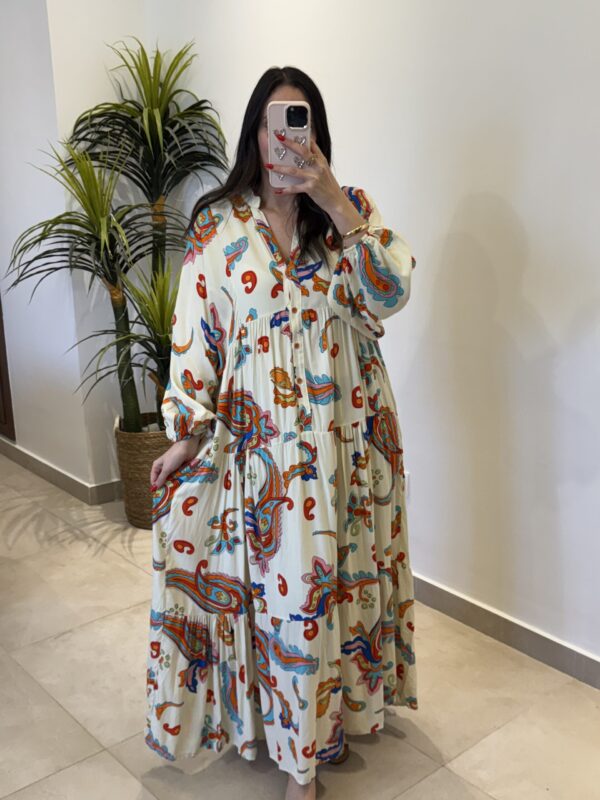 Robe Laury – Image 2