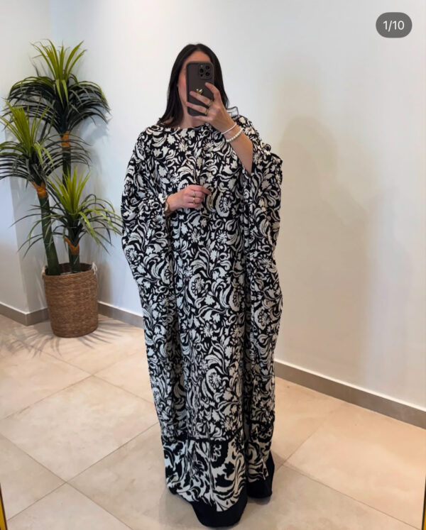 Robe Aya 1