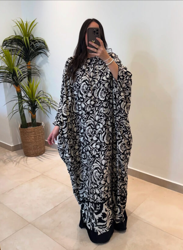 Robe Aya 1 – Image 3