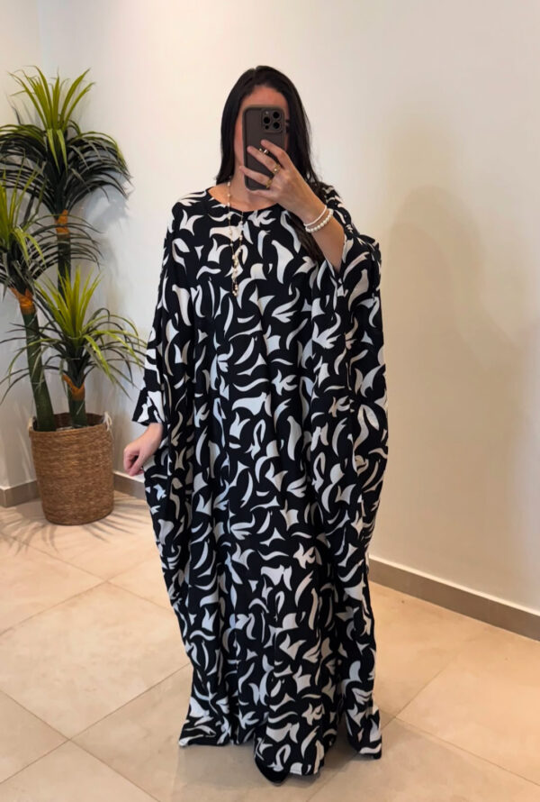 Robe Aya 2 – Image 2