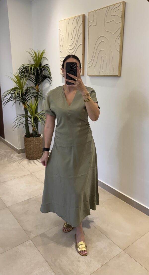Robe Raya – Image 3