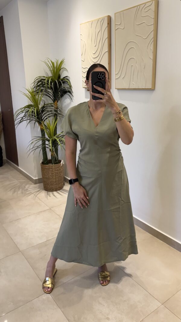 Robe Raya – Image 2
