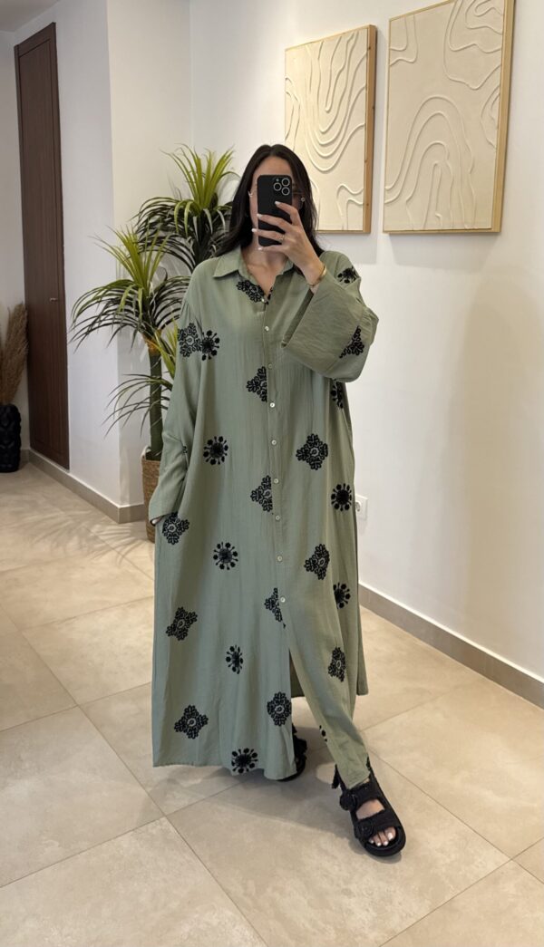 Robe Queen