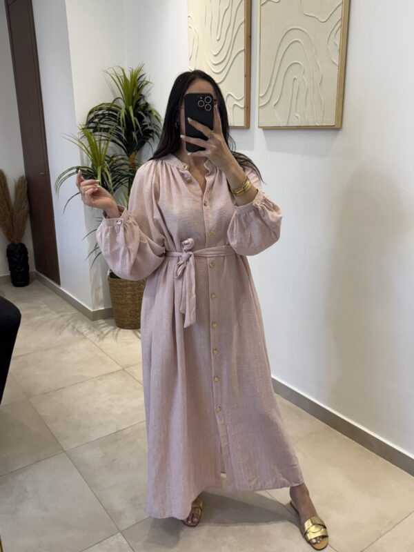 Robe Queen – Image 21